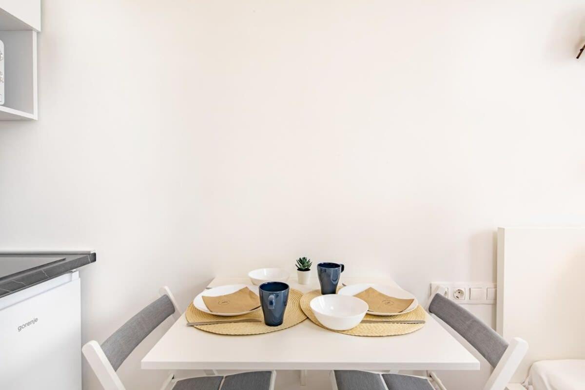 Ultra Central - New - Comfy Studio Budapest Bagian luar foto